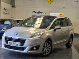2014 Peugeot 5008 2.0 Hdi Allure in Silver — image 4