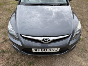 2010 Hyundai I30 1.6 Crdi Comfort Euro 4 5dr in Grey — image 5