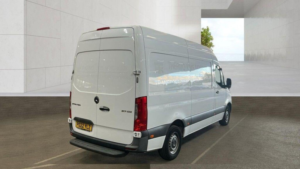 2022 Mercedes-Benz Sprinter 2.0 317 Cdi Progressive Rwd L2 H2 Euro 6 (s/s) 5dr in White — image 2