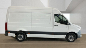 2022 Mercedes-Benz Sprinter 2.0 317 Cdi Progressive Rwd L2 H2 Euro 6 (s/s) 5dr in White — image 3
