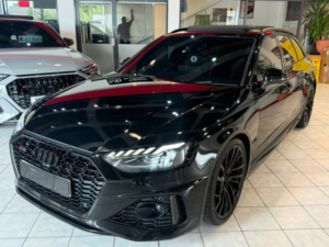 2021 Audi Rs4 Avant 2.9 Tfsi V6 Carbon Black in Black — image 6