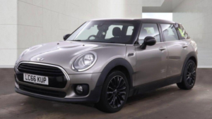 2016 MINI Clubman 1.5 Cooper Euro 6 (s/s) 6dr in Silver — image 2
