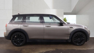 2016 MINI Clubman 1.5 Cooper Euro 6 (s/s) 6dr in Silver — image 5