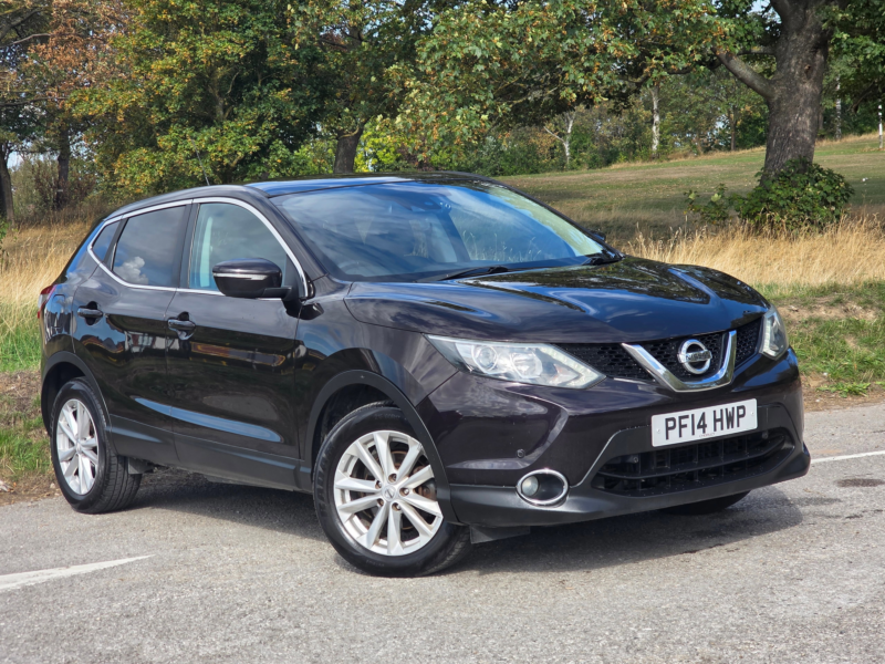 2014 Nissan Qashqai 1.5 Dci Acenta Premium SUV 5dr Diesel Manual 2WD Euro 5 (s/s) (110 Ps) in Black — image 1