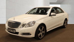 2012 Mercedes-Benz E Class 2.1 E220 Cdi Blueefficiency Se Euro 5 (s/s) 4dr in White — image 3