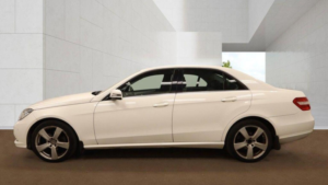 2012 Mercedes-Benz E Class 2.1 E220 Cdi Blueefficiency Se Euro 5 (s/s) 4dr in White — image 5