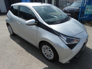 2021 Toyota Aygo 1.0 Vvt-I X-Play Euro 6 (s/s) 5dr in Silver — image 3