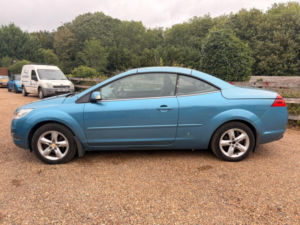 2008 Ford Focus Cc 1.6 Cc-1 2dr in Blue — image 6