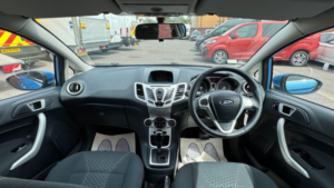 2011 Ford Fiesta 1.4 Zetec Hatchback 5dr Petrol Automatic (154 G/km, 94 Bhp) in Blue — image 2
