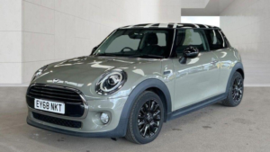 2018 MINI Hatch 1.5 Cooper Euro 6 (s/s) 3dr in Grey — image 2