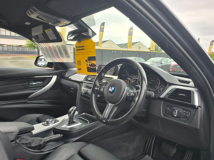 2015 BMW 3 Series 3.0 330d M Sport Saloon 4dr Diesel Auto Euro 6 (s/s) (258 Ps) in Grey — image 5