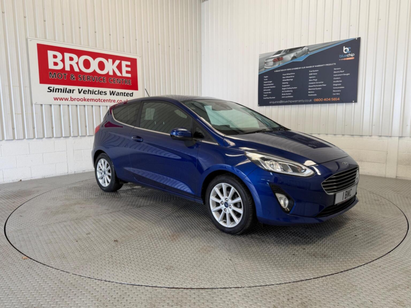 2018 Ford Fiesta 1.0t Ecoboost Titanium Euro 6 (s/s) 3dr in Blue — image 1