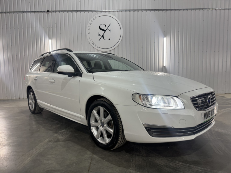 2024 Volvo V70 2.0 T5 Se Lux in White — image 1