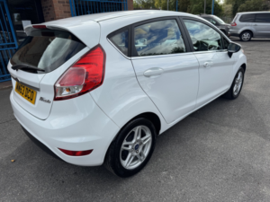 2013 Ford Fiesta 1.0 Zetec in White — image 5