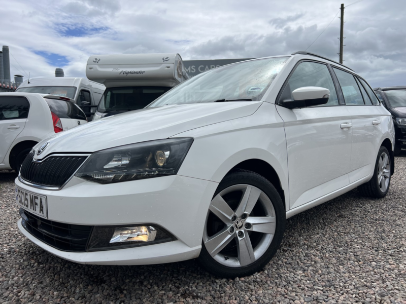 2015 Skoda Fabia 1.4 Tdi Se L in White — image 1