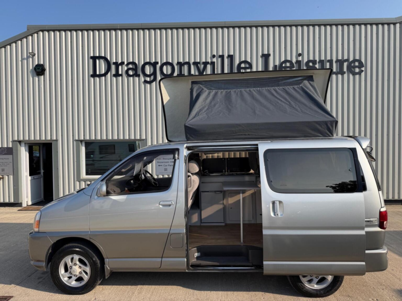 2001 Toyota Regius Camper Van 4 Berth Automatic Pro Conversion in Silver — image 1