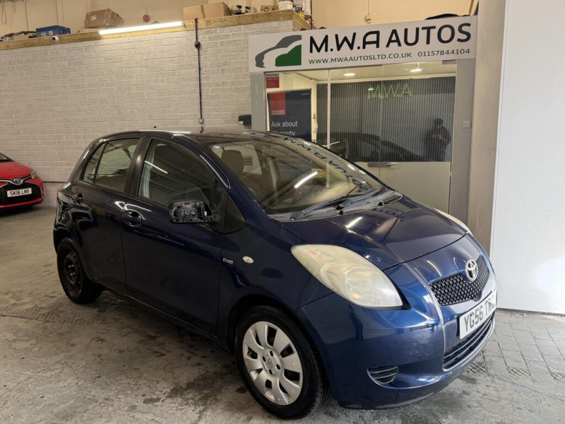 2006 Toyota Yaris 1.4 D-4d T3 Hatchback 5dr Diesel Manual (119 G/km, 88 Bhp) in Blue — image 1