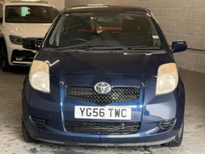 2006 Toyota Yaris 1.4 D-4d T3 Hatchback 5dr Diesel Manual (119 G/km, 88 Bhp) in Blue — image 2