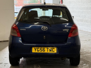 2006 Toyota Yaris 1.4 D-4d T3 Hatchback 5dr Diesel Manual (119 G/km, 88 Bhp) in Blue — image 4
