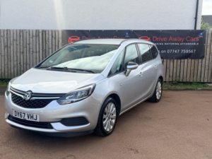 2017 Vauxhall Zafira Tourer 1.6 Cdti Ecoflex Design in Silver — image 3