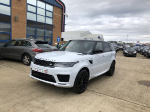 2018 Land Rover Range Rover Sport 3.0 Sd V6 Hse Dynamic in White — image 4