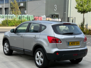 2009 Nissan Qashqai 2.0 Acenta CVT 5dr in Other — image 6
