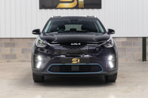 2021 Kia Niro 64kwh 4+ Auto 5dr in Black — image 3