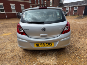 2008 Vauxhall Corsa 1.2i 16v Life Hatchback 5dr Petrol Manual (139 G/km, 79 Bhp) in Silver — image 4