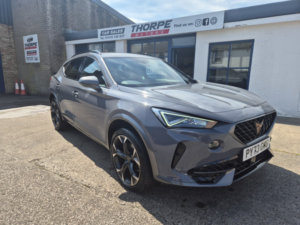 2023 Cupra Formentor 1.5 Tsi V2 in Grey — image 4