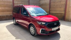 2023 Ford Grand Tourneo Connect 5 SEAT Wheelchair Accessible Disabled Access Vehicle Wav in Red — image 4