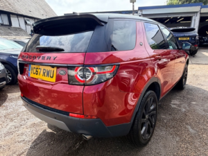 2017 Land Rover Discovery Sport Td4 Hse Black in Red — image 5