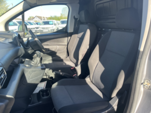2019 Vauxhall Combo 1.5 Turbo D 2300 Sportive in Grey — image 3