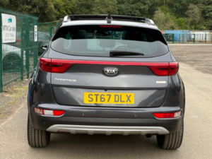 2017 Kia Sportage 1.7 Crdi 3 SUV 5dr Diesel Manual Euro 6 (s/s) (114 Bhp) in Silver — image 6