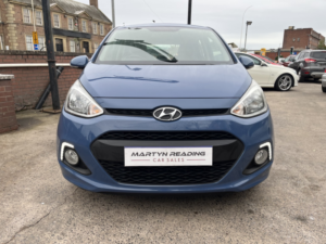 2015 Hyundai I10 1.0 Premium in Blue — image 4