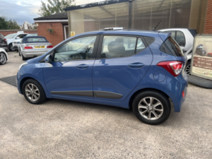 2015 Hyundai I10 1.0 Premium in Blue — image 6