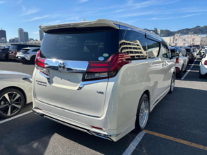 2015 Toyota Alphard 3.5 V6 Executive Lounge 5dr 7 Seats in White — image 2