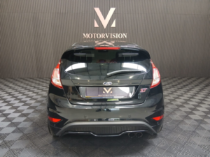 2017 Ford Fiesta 1.6 T Ecoboost St-3 in Black — image 4