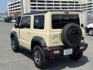 2025 Suzuki Jimny 1.5 Jc Sz5 Allgrip 4WD Automatic 4 SEAT in Cream — image 3