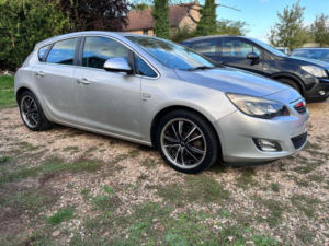 2010 Vauxhall Astra 1.7 Cdti Sri in Silver — image 2