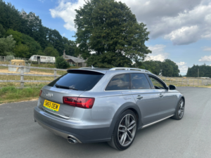 2016 Audi A6 Allroad 3.0 Tdi V6 Sport Estate 5dr Diesel S Tronic Quattro Euro 6 (s/s) (272 Ps) in Grey — image 3