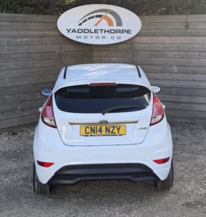 2014 Ford Fiesta 1.0 T Ecoboost Zetec in White — image 4