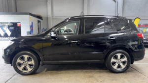 2012 Hyundai Santa Fe 2.2 Crdi Premium Diesel 7 Seater Black 5dr Cruise+satnav+leather in Black — image 2