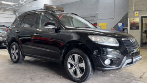2012 Hyundai Santa Fe 2.2 Crdi Premium Diesel 7 Seater Black 5dr Cruise+satnav+leather in Black — image 4