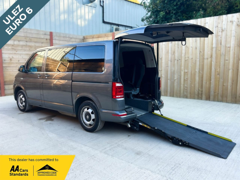 2018 Volkswagen Transporter 4 SEAT Driver Transfer Wheelchair Accessible Disabled Access Vehicle Wav in Grey — image 1