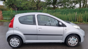 2011 Peugeot 107 1.0 12v Urban in Silver — image 3