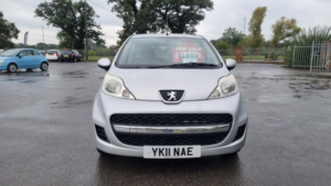 2011 Peugeot 107 1.0 12v Urban in Silver — image 4