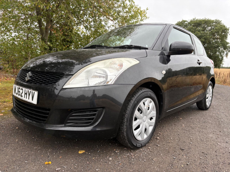 2013 Suzuki Swift 1.2 Sz2 Euro 5 3dr in Black — image 1