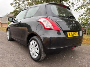 2013 Suzuki Swift 1.2 Sz2 Euro 5 3dr in Black — image 5