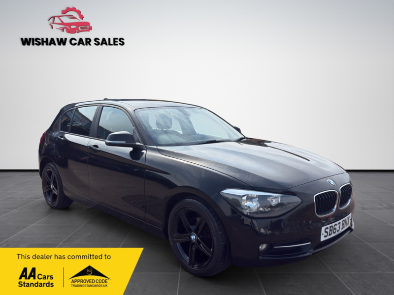 2013 BMW 1 Series 1.6 116i Sport 5-Door in Black — image 1