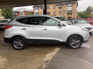 2014 Hyundai Ix35 2.0 Crdi Se Auto 4WD Euro 5 5dr (nav) in Silver — image 3